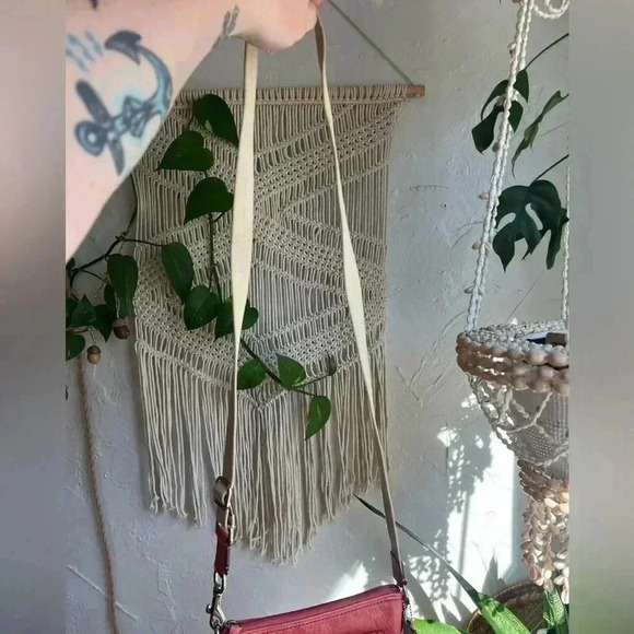 Coach Pink Pebbled Leather Crossbody Bag with Turnlock Pocket - Picture 7 of 11